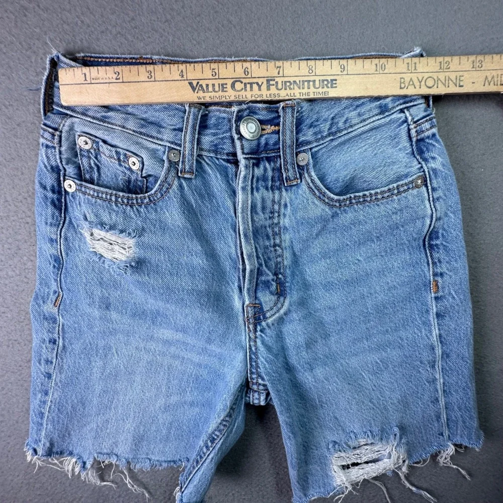 Aeropostale 90s Baggy High Rise Distressed Denim Shorts Size 000 Light Wash Blue